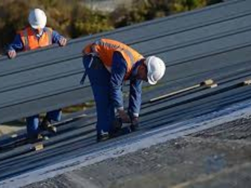 Choosing the Right Roofing Contractor